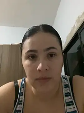 Snapshot of IvettSt_ chatting on January 16, 2026, 4:05 am IvettSt online show from January 16, 2026, 4:05 am