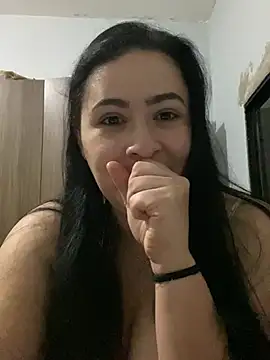 Snapshot of IvettSt_ chatting on April 4, 2026, 4:22 am IvettSt online show from April 4, 2026, 4:22 am