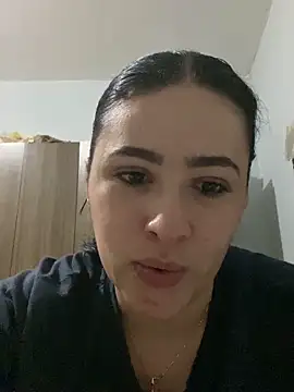 Snapshot of IvettSt_ chatting on April 6, 2026, 4:10 am IvettSt online show from April 6, 2026, 4:10 am