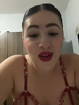 Snapshot of IvettSt_ chatting on July 19, 2026, 4:16 am IvettSt online show from July 19, 2026, 4:16 am