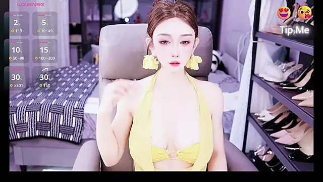 Snapshot of kelariy chatting on March 5, 2026, 12:56 pm kelariy online show from March 5, 2026, 12:56 pm