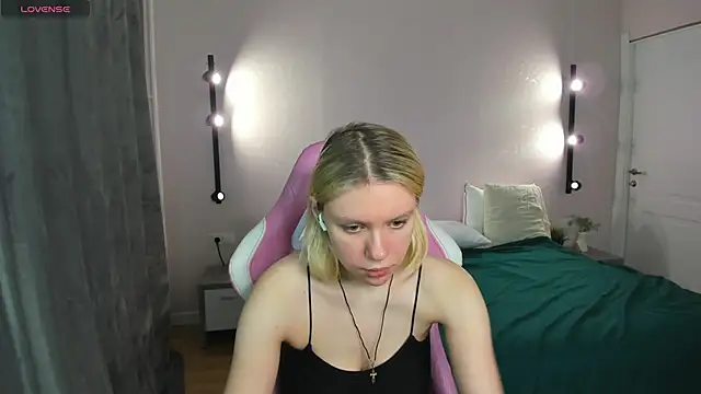 Casey Miller online show from October 6, 2025, 1:14 am