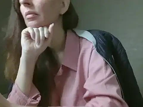 Snapshot of CandiCole chatting on October 1, 2025, 6:19 am CandiCole online show from October 1, 2025, 6:19 am