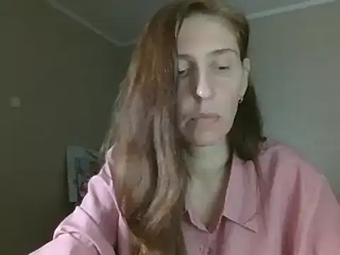 Snapshot of CandiCole chatting on October 4, 2025, 1:20 pm CandiCole online show from October 4, 2025, 1:20 pm