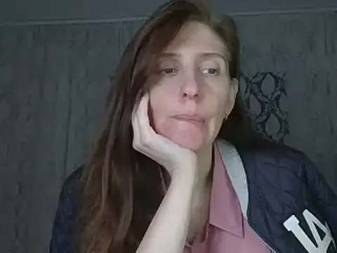 Snapshot of CandiCole chatting on October 17, 2025, 3:31 am CandiCole online show from October 17, 2025, 3:31 am