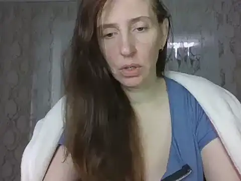 Snapshot of CandiCole chatting on October 24, 2025, 5:26 am CandiCole online show from October 24, 2025, 5:26 am