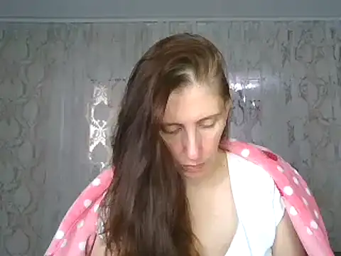 Snapshot of CandiCole chatting on October 31, 2025, 7:31 am CandiCole online show from October 31, 2025, 7:31 am