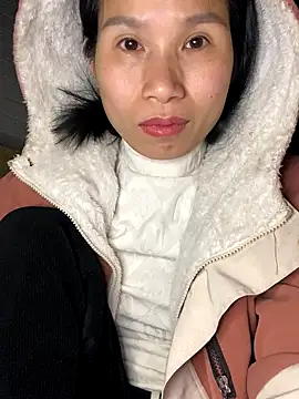 MinHiNi online show from December 14, 2025, 6:01 pm