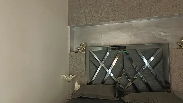  DantFox  online show from February 10, 2026, 8:24 pm