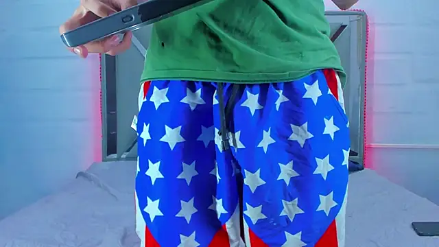 Averange boys X online show from October 26, 2025, 9:04 am