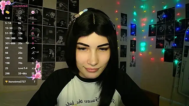 Snapshot of mskissa chatting on October 23, 2025, 12:10 am mskissa online show from October 23, 2025, 12:10 am