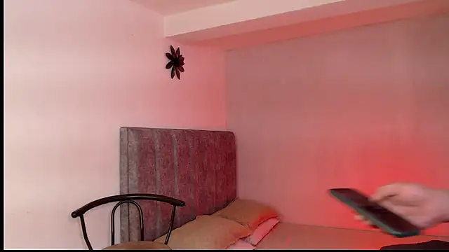 Eevil boys 77 online show from October 9, 2025, 2:48 pm