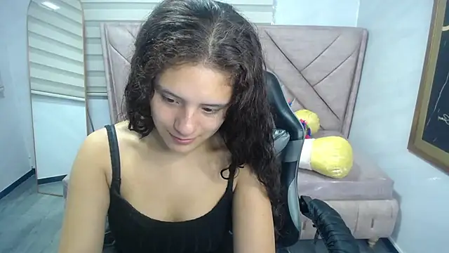 Snapshot of Velvet_Moon_V chatting on September 10, 2025, 1:11 pm Velvet Moon V online show from September 10, 2025, 1:11 pm