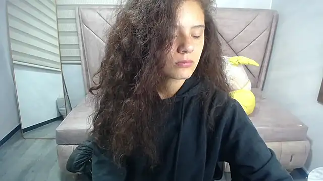 Snapshot of Velvet_Moon_V chatting on September 24, 2025, 1:14 pm Velvet Moon V online show from September 24, 2025, 1:14 pm