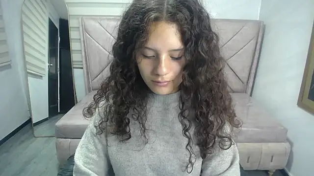 Snapshot of Velvet_Moon_V chatting on September 29, 2025, 1:16 pm Velvet Moon V online show from September 29, 2025, 1:16 pm