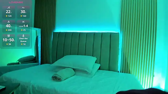 Snapshot of naishaa_ chatting on September 25, 2025, 6:33 pm naishaa online show from September 25, 2025, 6:33 pm