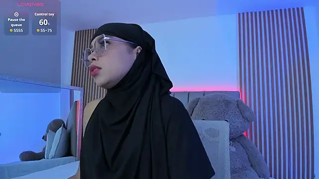 Snapshot of naishaa_ chatting on September 27, 2025, 6:46 pm naishaa online show from September 27, 2025, 6:46 pm