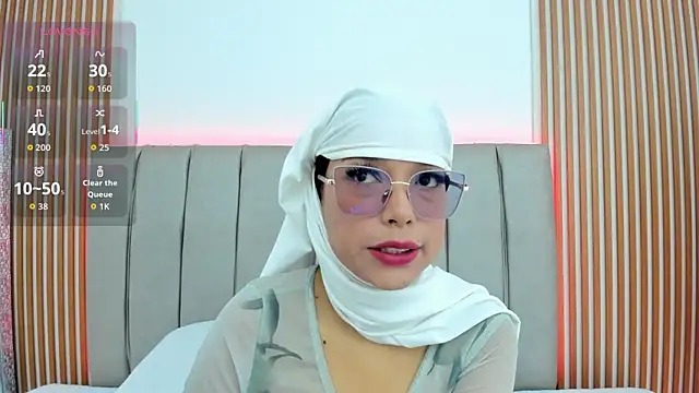 naishaa  online show from December 5, 2025, 6:37 pm