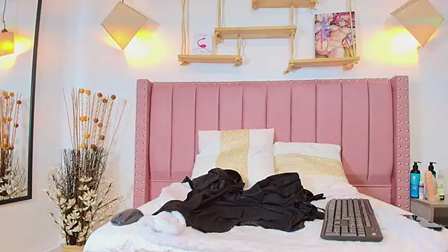 Snapshot of Blushhabex chatting on October 20, 2025, 1:33 pm Blushhabex online show from October 20, 2025, 1:33 pm