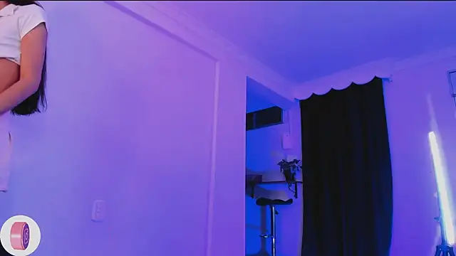 Snapshot of _Mia_Pink_ chatting on October 8, 2025, 1:25 am Mia Pink online show from October 8, 2025, 1:25 am