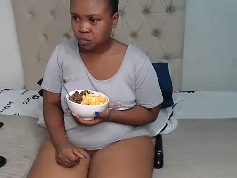 Snapshot of Lolly_Ramochele chatting on February 28, 2026, 9:27 pm Lolly Ramochele online show from February 28, 2026, 9:27 pm