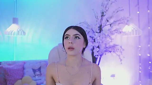 JadeSummerr online show from December 18, 2025, 11:38 am