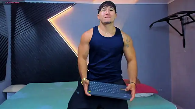 Horny nick18 online show from May 9, 2026, 11:26 am