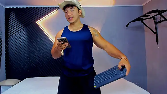 Horny nick18 online show from June 18, 2026, 11:25 am