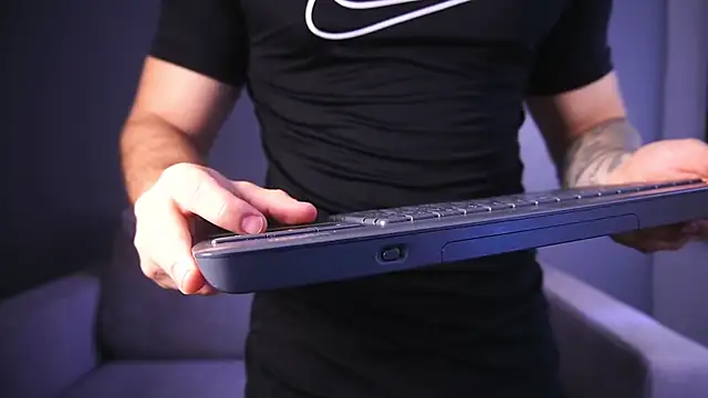 Paul Phoenix online show from December 2, 2025, 6:36 pm