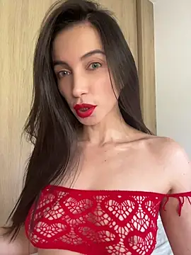 karinasantos  online show from June 20, 2026, 1:14 pm