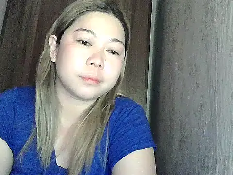 mimi15 online show from June 18, 2026, 8:14 am