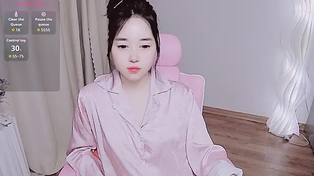 Miu-999 online show from November 11, 2025, 2:22 am