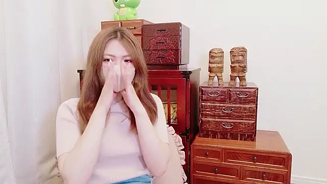 Fuwa chan online show from May 6, 2026, 4:41 am