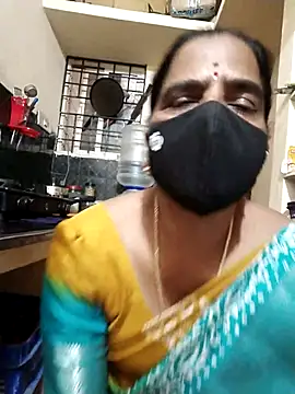 Snapshot of Darshini-Lovely chatting on September 18, 2025, 7:10 am Darshini-Lovely online show from September 18, 2025, 7:10 am