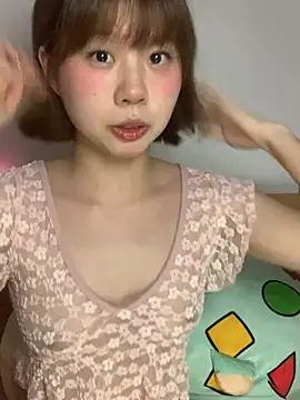 zhaomosheng125216 online show from May 6, 2026, 4:12 pm