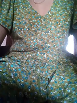 babyjunee12 online show from April 12, 2026, 4:39 am