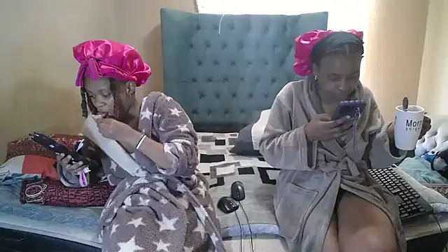 EssenceLovers online show from May 12, 2026, 9:50 am