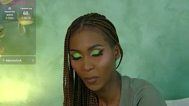 Izzie Sugar online show from October 30, 2025, 8:42 pm