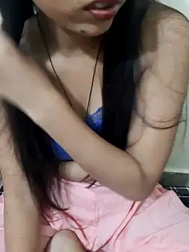 Snapshot of Naira-Tripathi chatting on October 8, 2025, 5:05 am Naira-Tripathi online show from October 8, 2025, 5:05 am