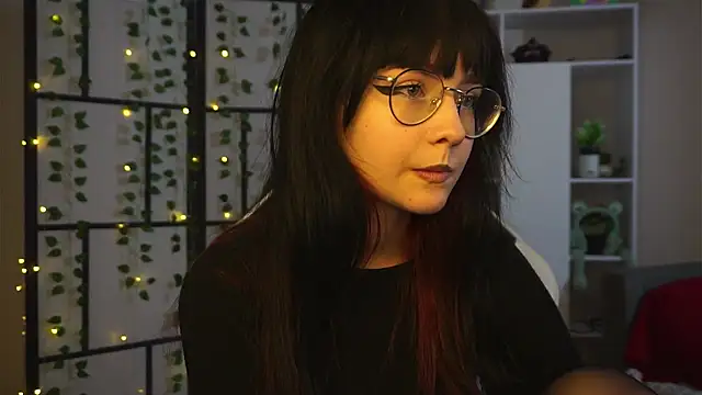 BereniceBattersby online show from September 24, 2025, 9:18 pm