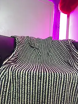 Yasar-Xxxl online show from March 10, 2026, 11:10 pm