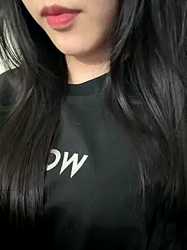 Snapshot of Desi_sara chatting on October 4, 2025, 2:59 pm Desi sara online show from October 4, 2025, 2:59 pm