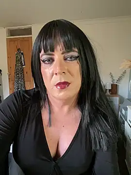 tifaniidalvero online show from December 19, 2025, 2:57 pm