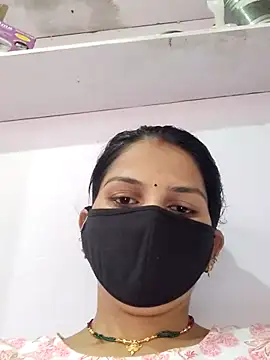 poojam93 online show from October 8, 2025, 2:09 am