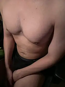 Summer5522 online show from April 1, 2026, 2:58 pm