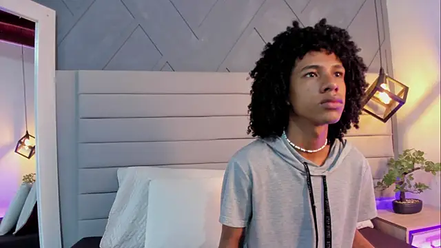 Johan gz  online show from November 26, 2025, 11:44 am