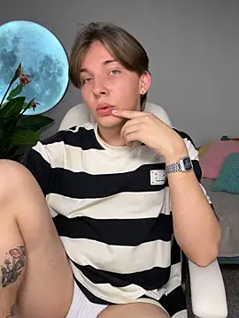 Robby Manson online show from October 3, 2025, 1:08 pm