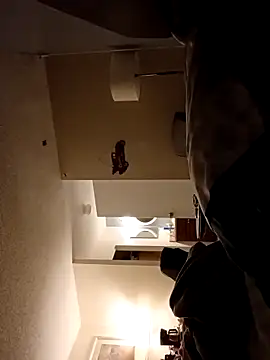 sarahkat86 online show from December 19, 2025, 1:29 pm