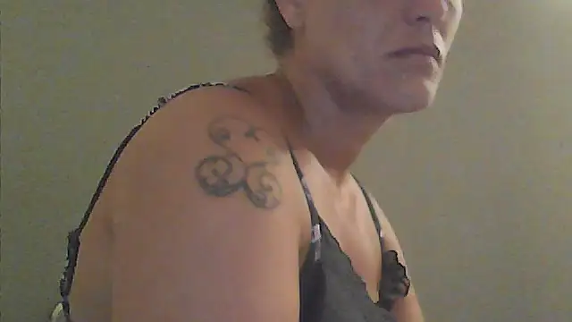 Snapshot of sarahkat86 chatting on February 16, 2026, 1:02 am sarahkat86 online show from February 16, 2026, 1:02 am