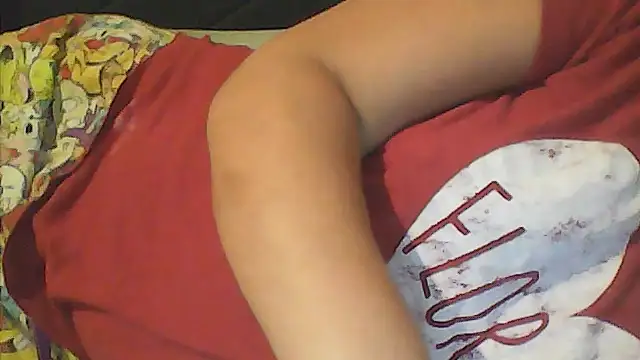Snapshot of sarahkat86 chatting on March 2, 2026, 12:46 am sarahkat86 online show from March 2, 2026, 12:46 am
